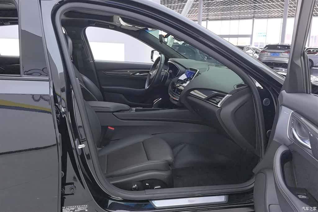 Cadillac CT5, 2023 8