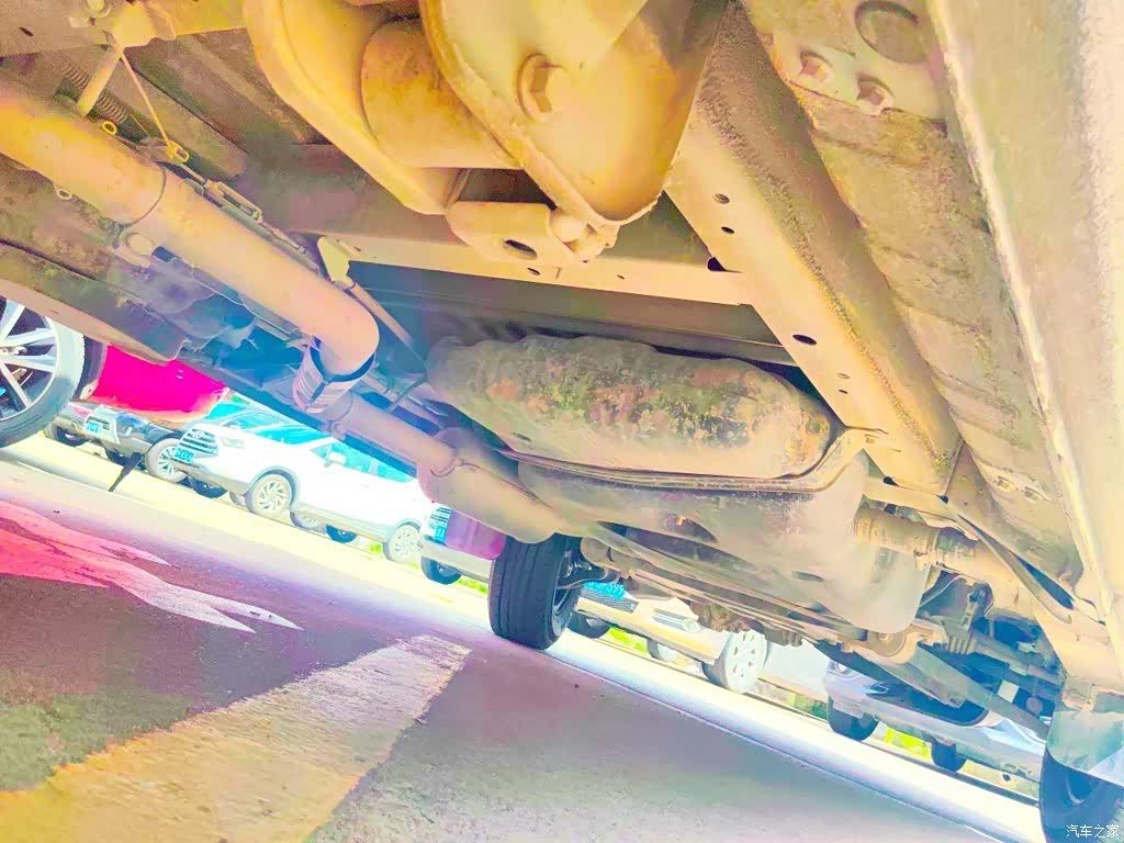 Maxus V80, 2022 17