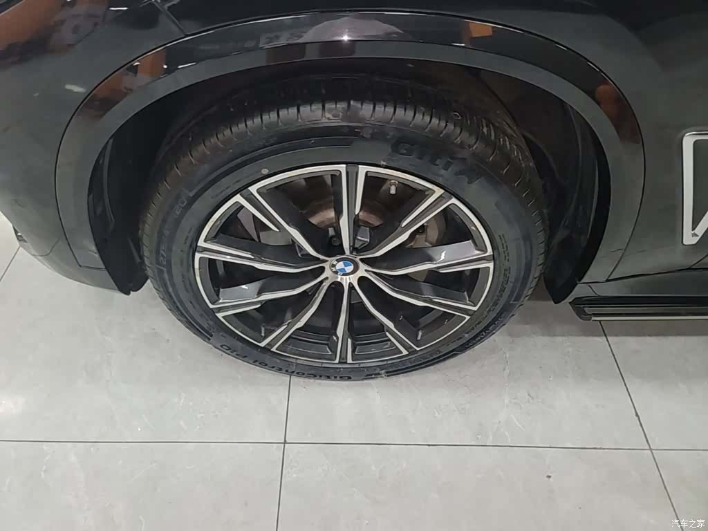 BMW X5, 2023 23