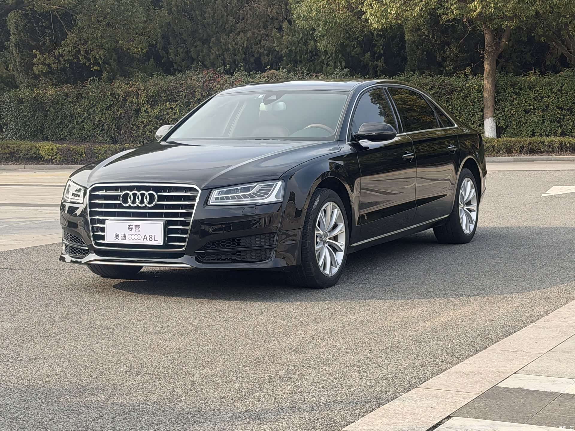 Audi A8L, 2017 1