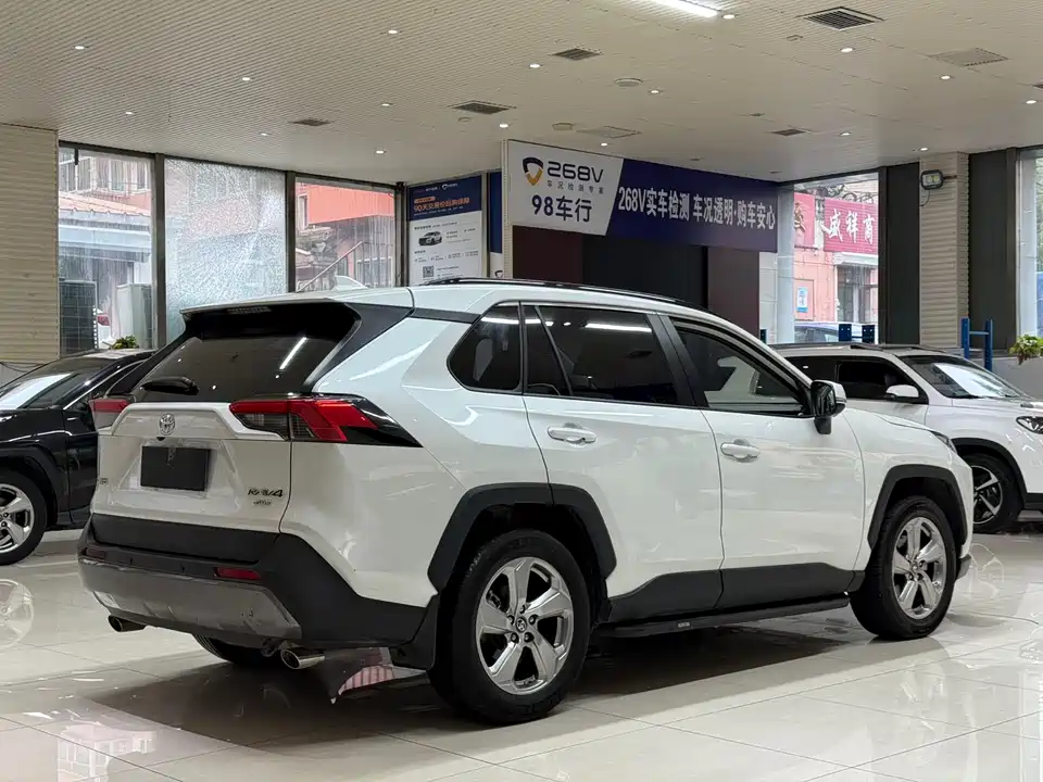 Toyota RAV4 Rongfang