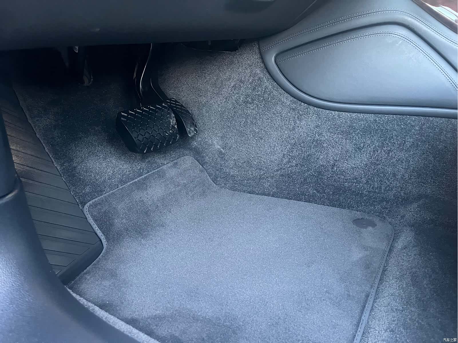 Audi A8L, 2017 34