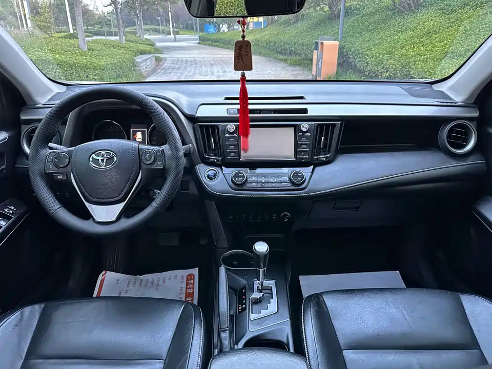 Toyota RAV4 Rongfang