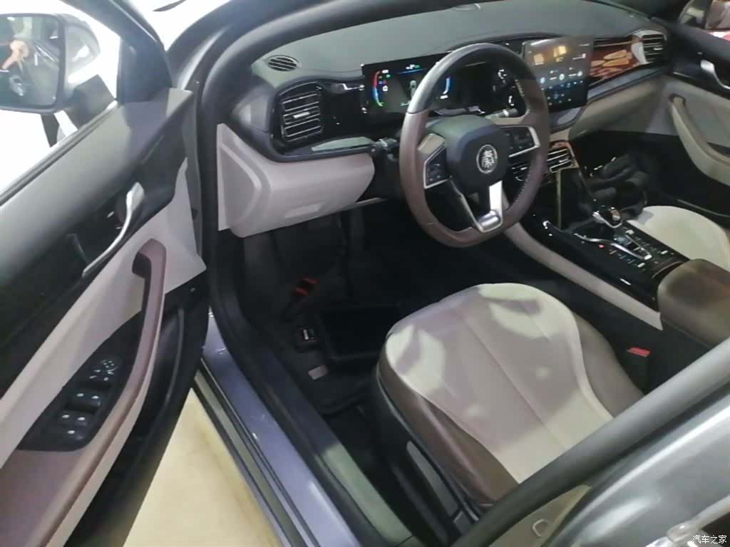 BYD Qin, 2024 16