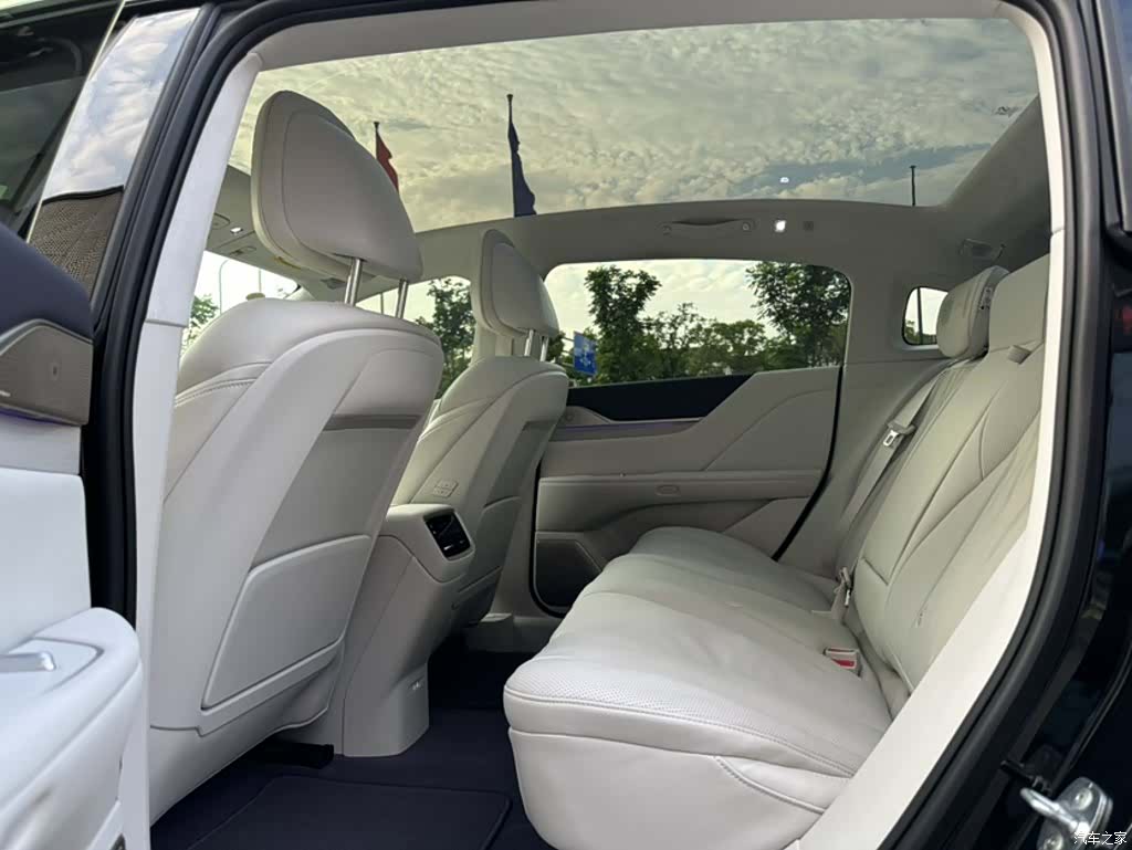 Buick L7, 2025 14
