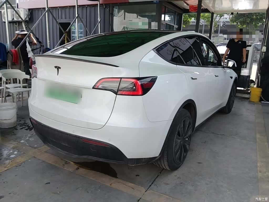 Tesla Model Y, 2022 7
