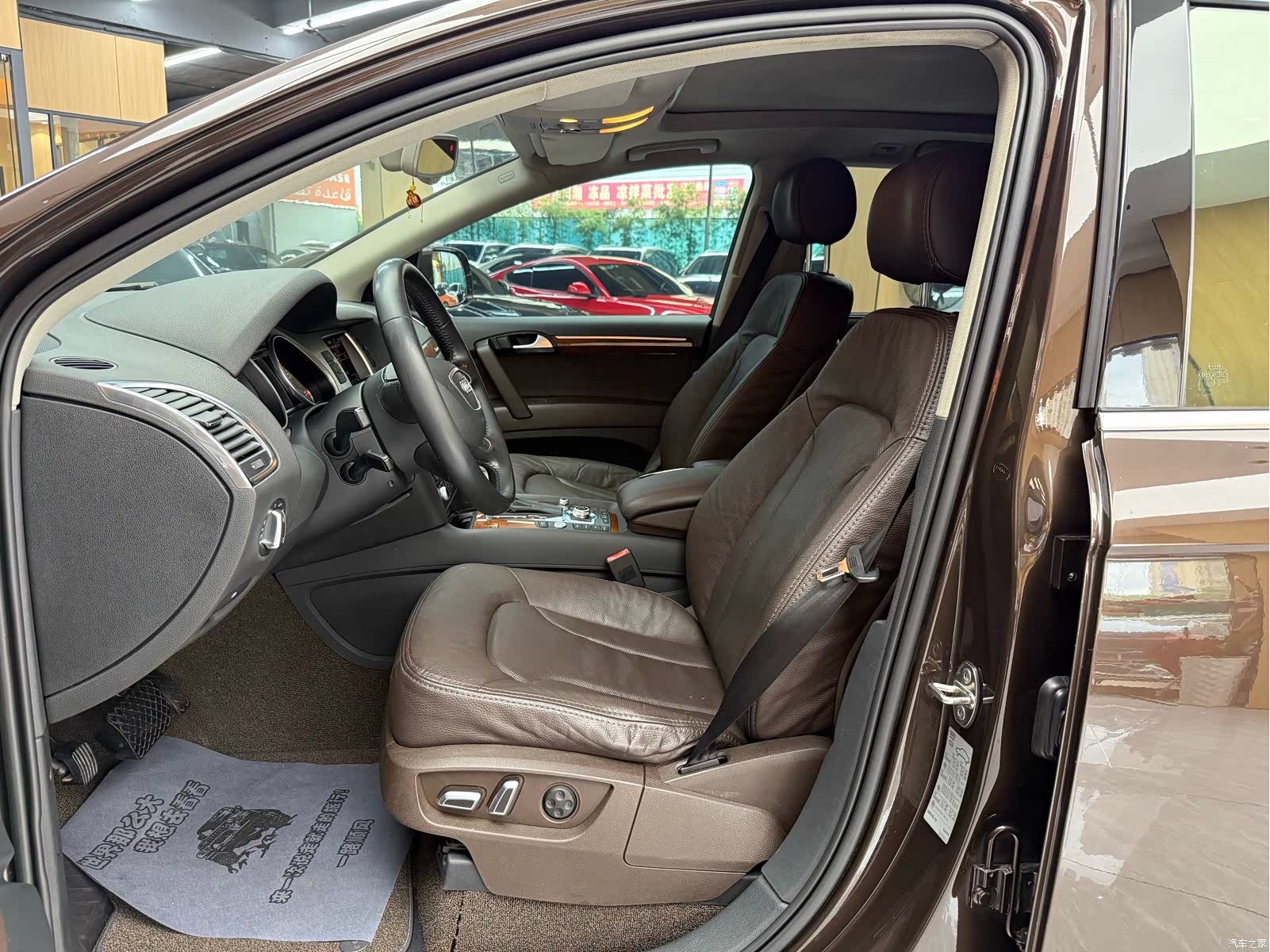 Audi Q7, 2015 13