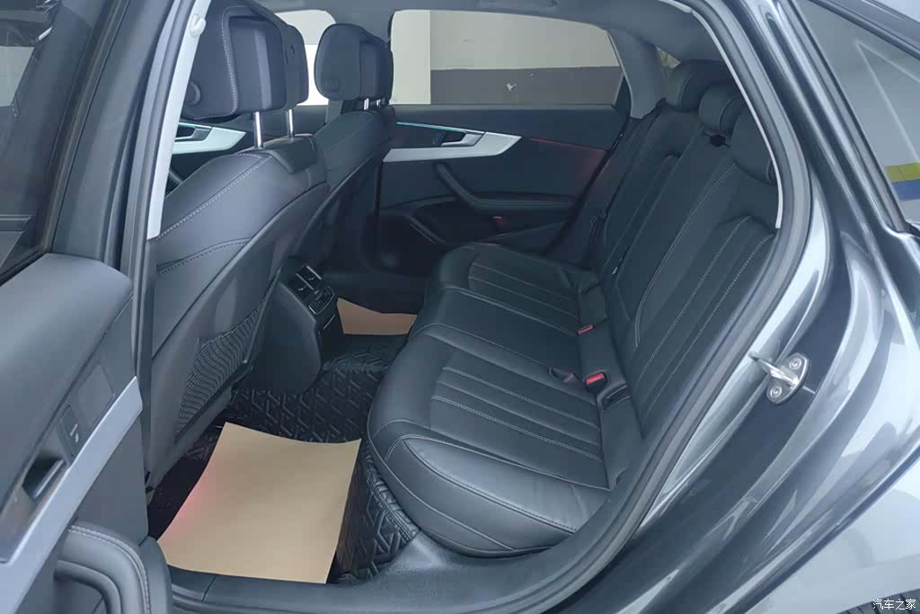 Audi A4L, 2023 11
