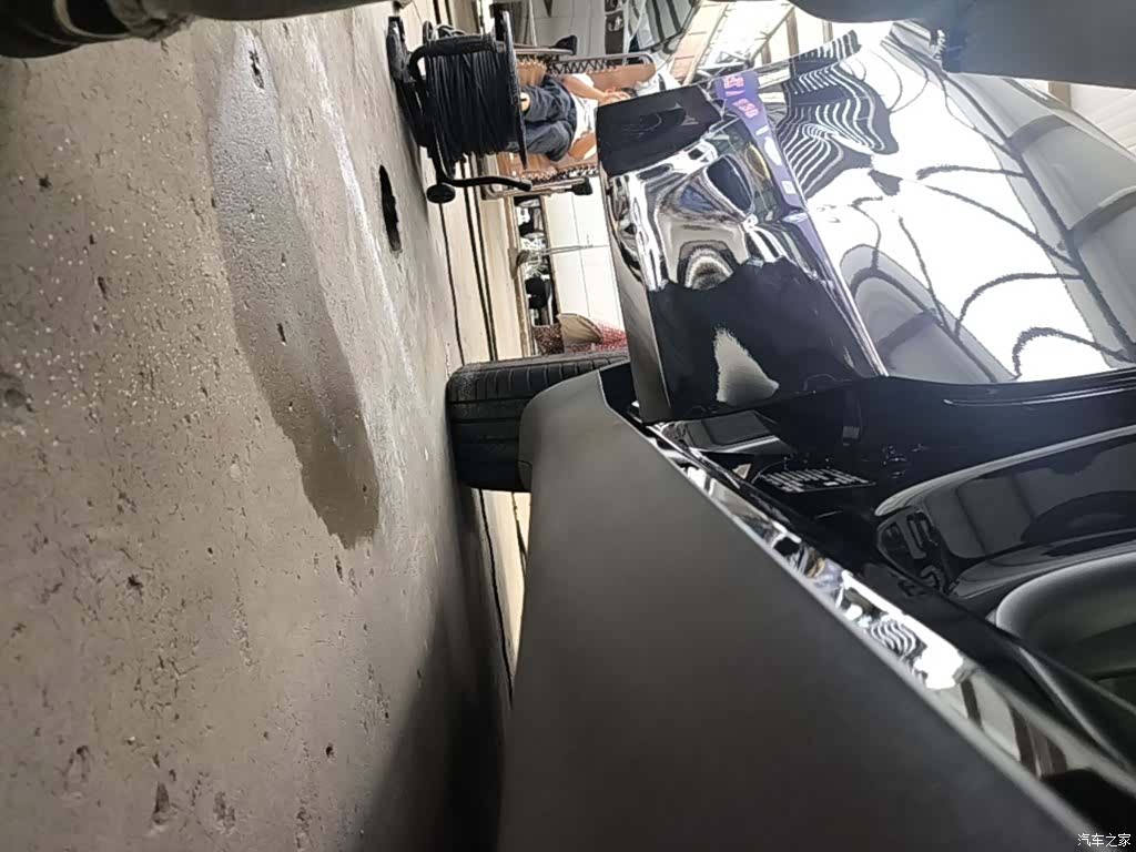 Tesla Model Y, 2023 21