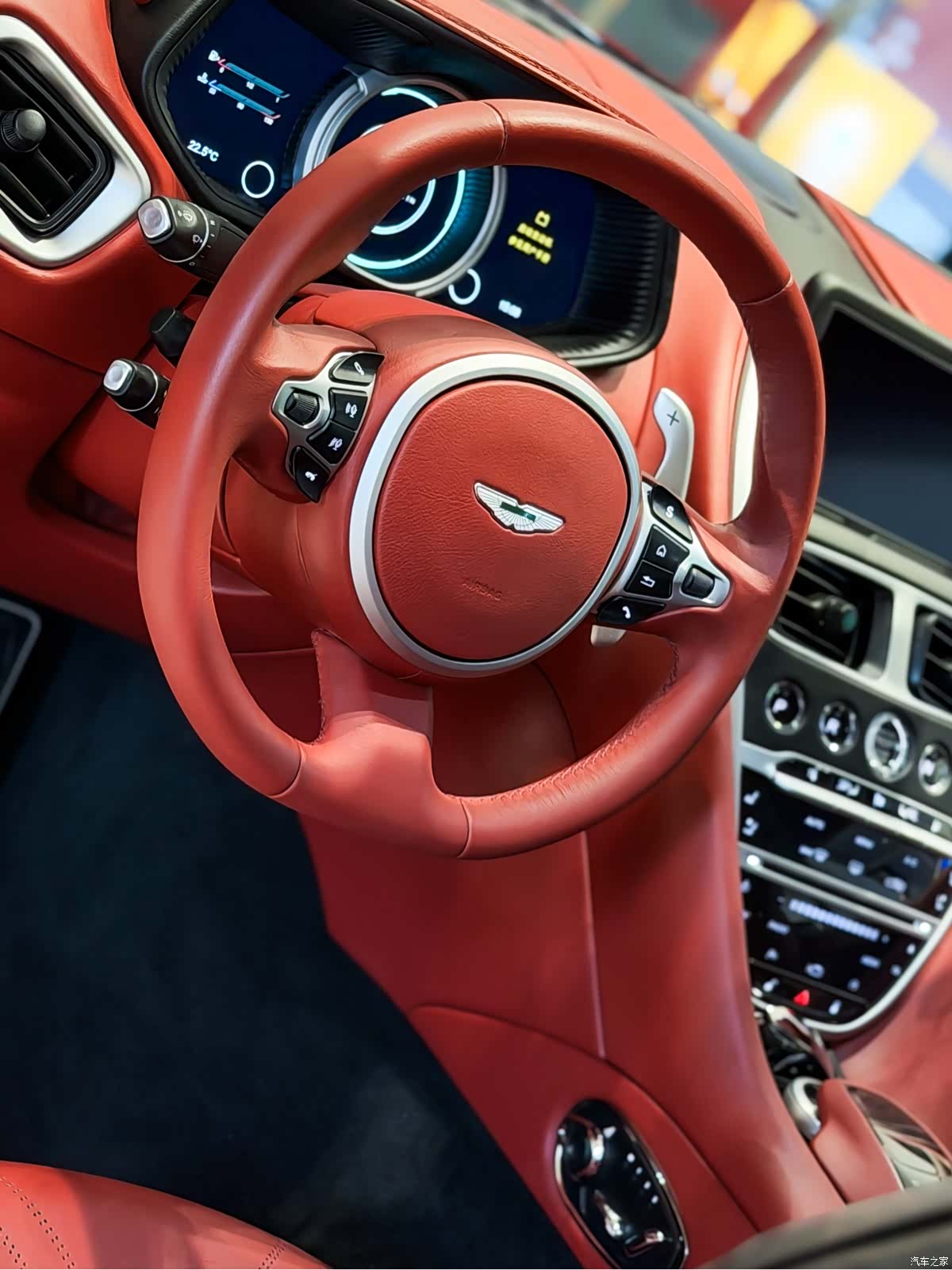 Aston Martin DB11, 2020 21