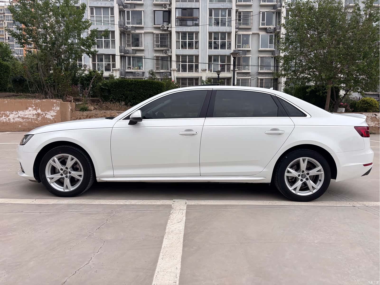 Audi A4L, 2018 4