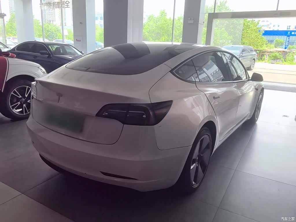 Tesla Model 3, 2021 7