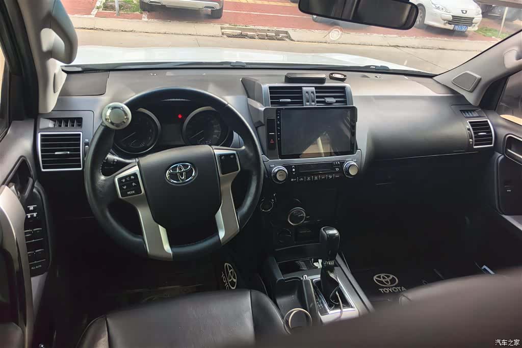 Toyota Prado, 2017 12
