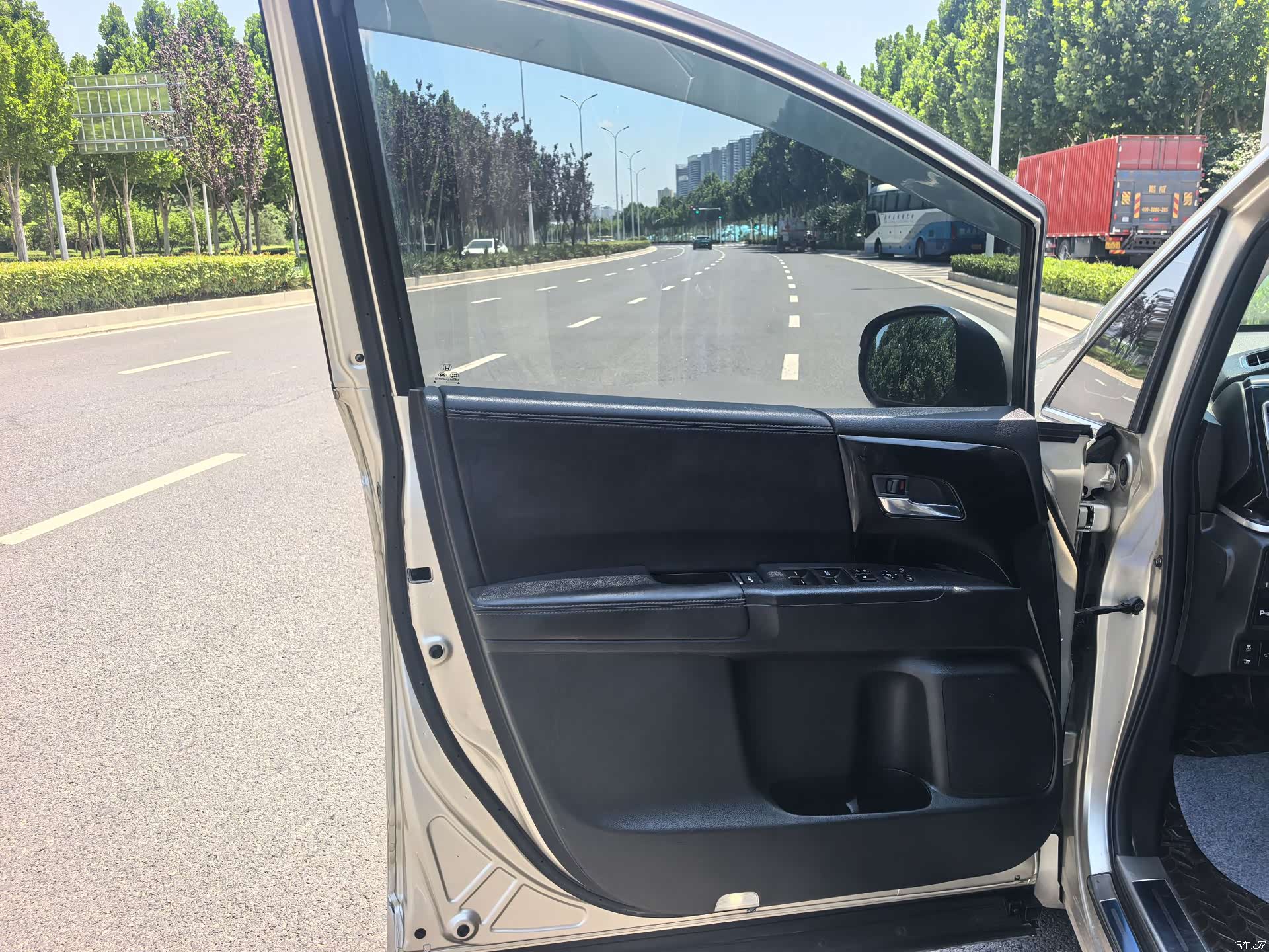 Honda Elysion, 2021 12