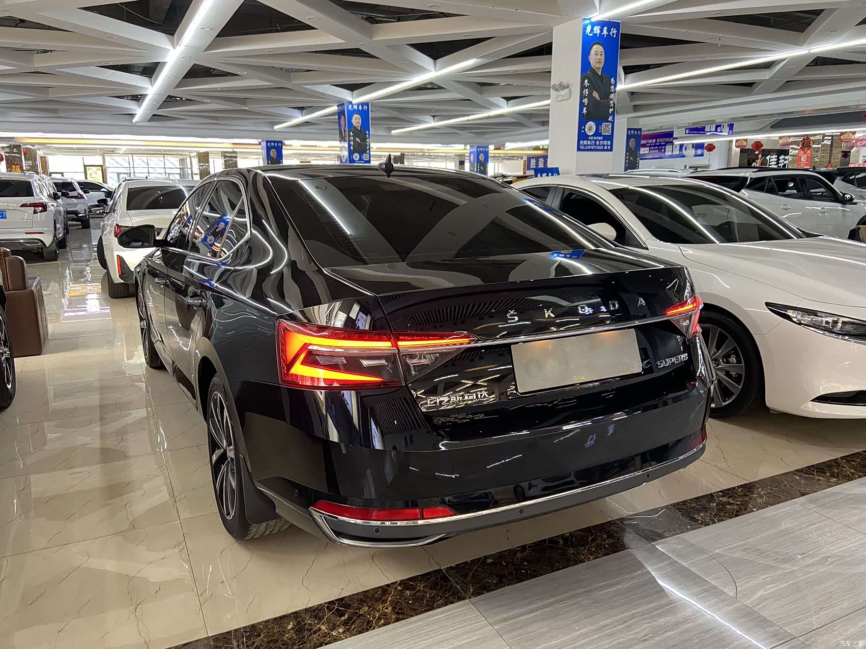 Skoda Superb, 2022 6