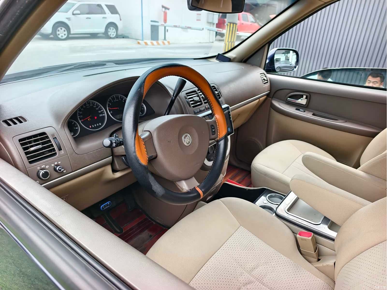 Buick GL8, 2017 11