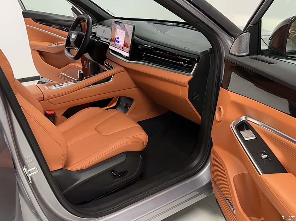 Geely Boyue, 2026 19