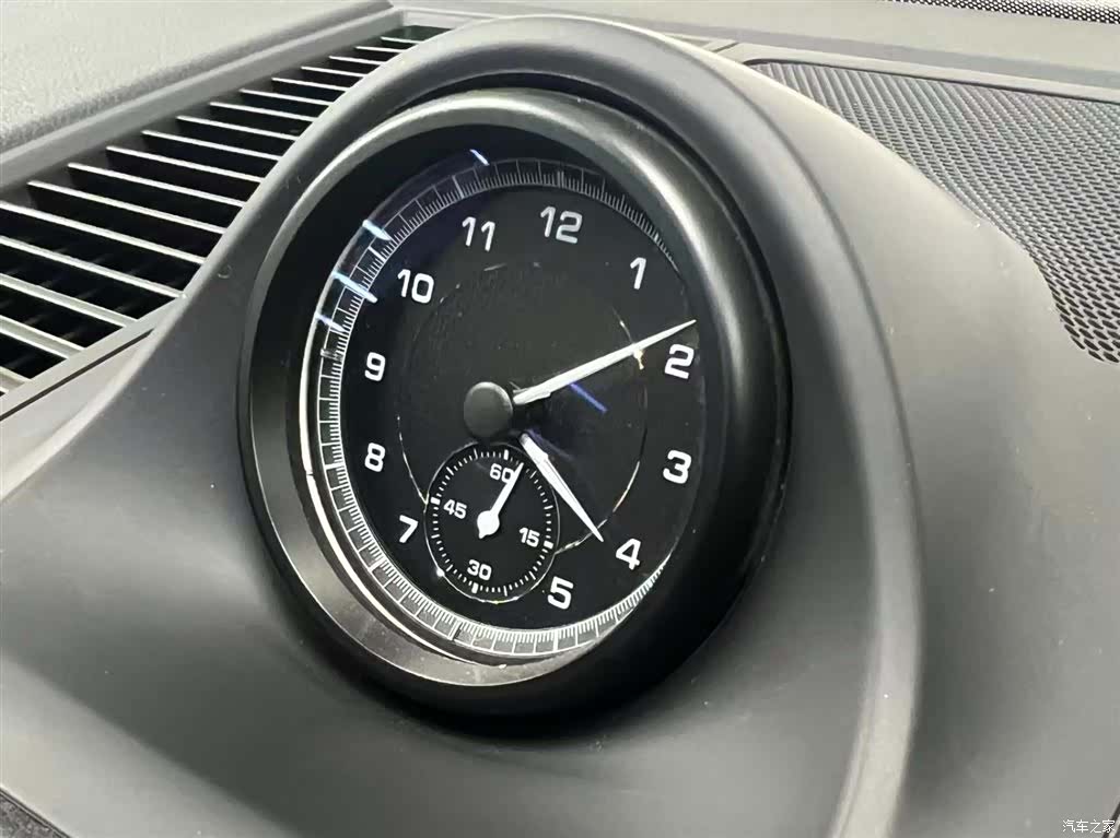 Porsche Macan, 2024 15
