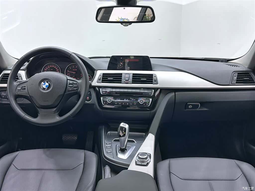 BMW 3 Series, 2016 11