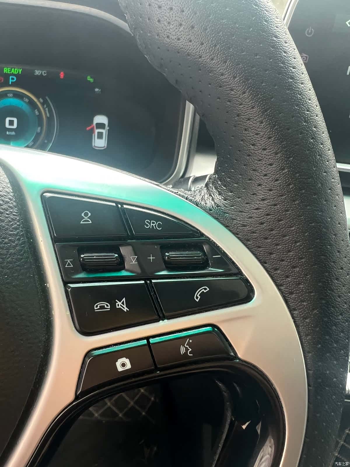 BAIC EX3, 2020 24