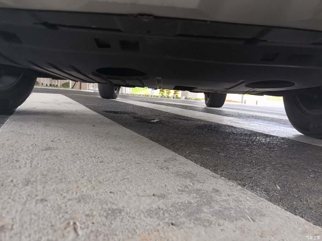 Geely X6, 2019 23