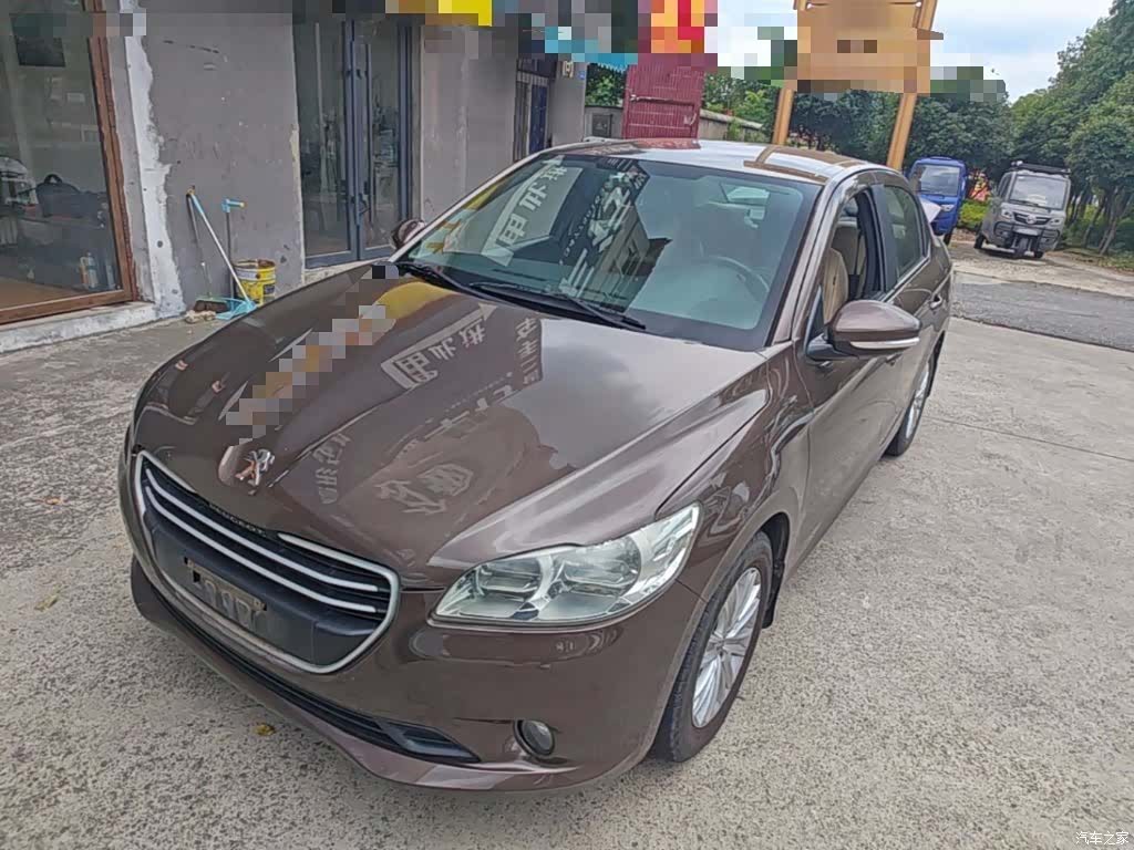 Peugeot 301, 2015 1