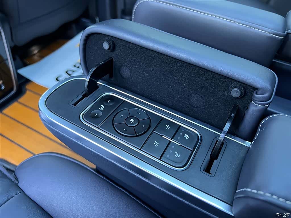 Trumpchi M8, 2021 12