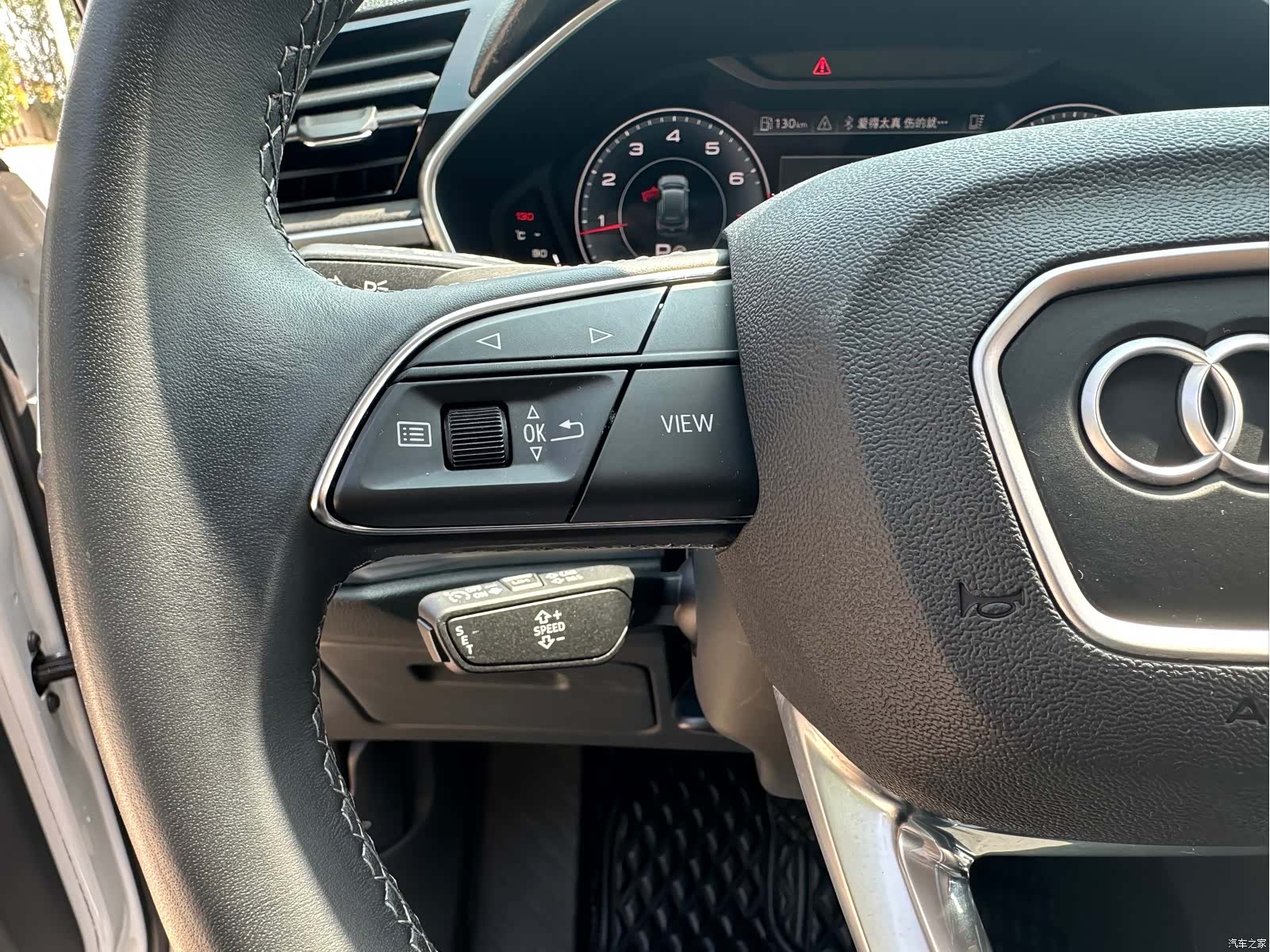 Audi Q3, 2023 6