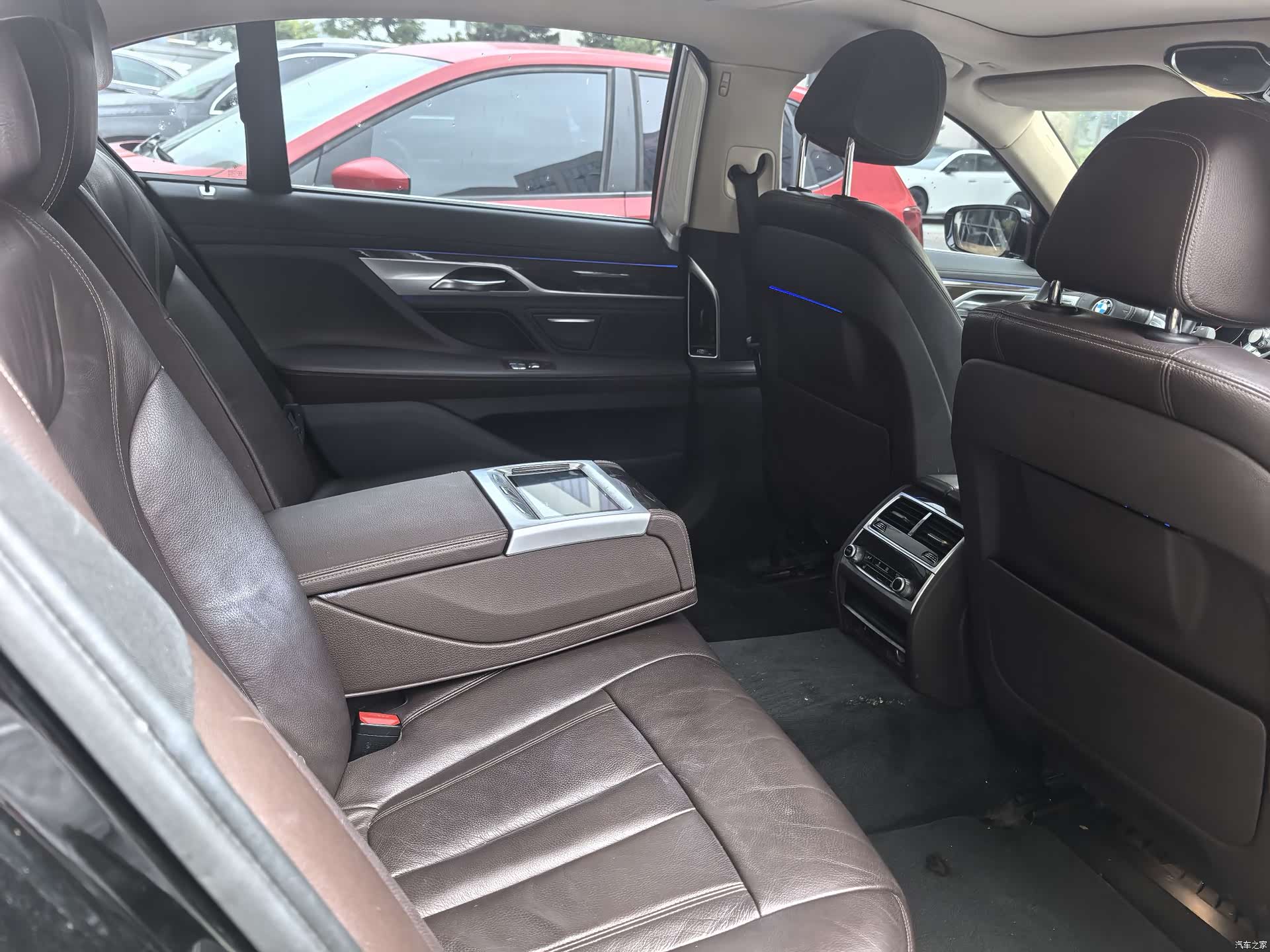 BMW 7 Series, 2017 11