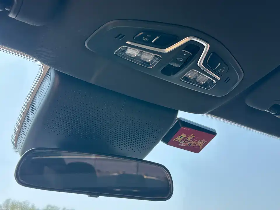 Trumpchi Shadow Leopard