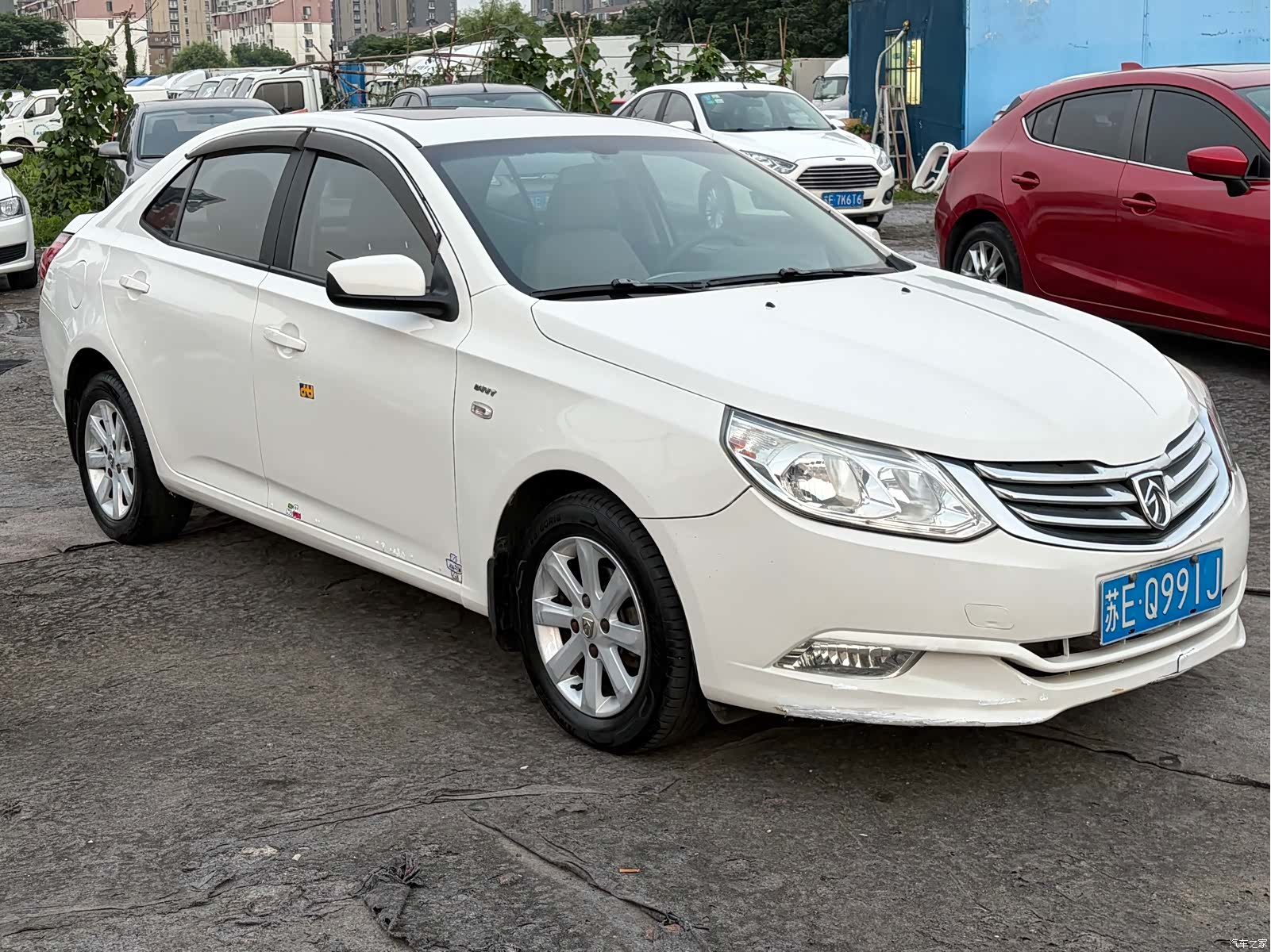 Wuling 630, 2012 3