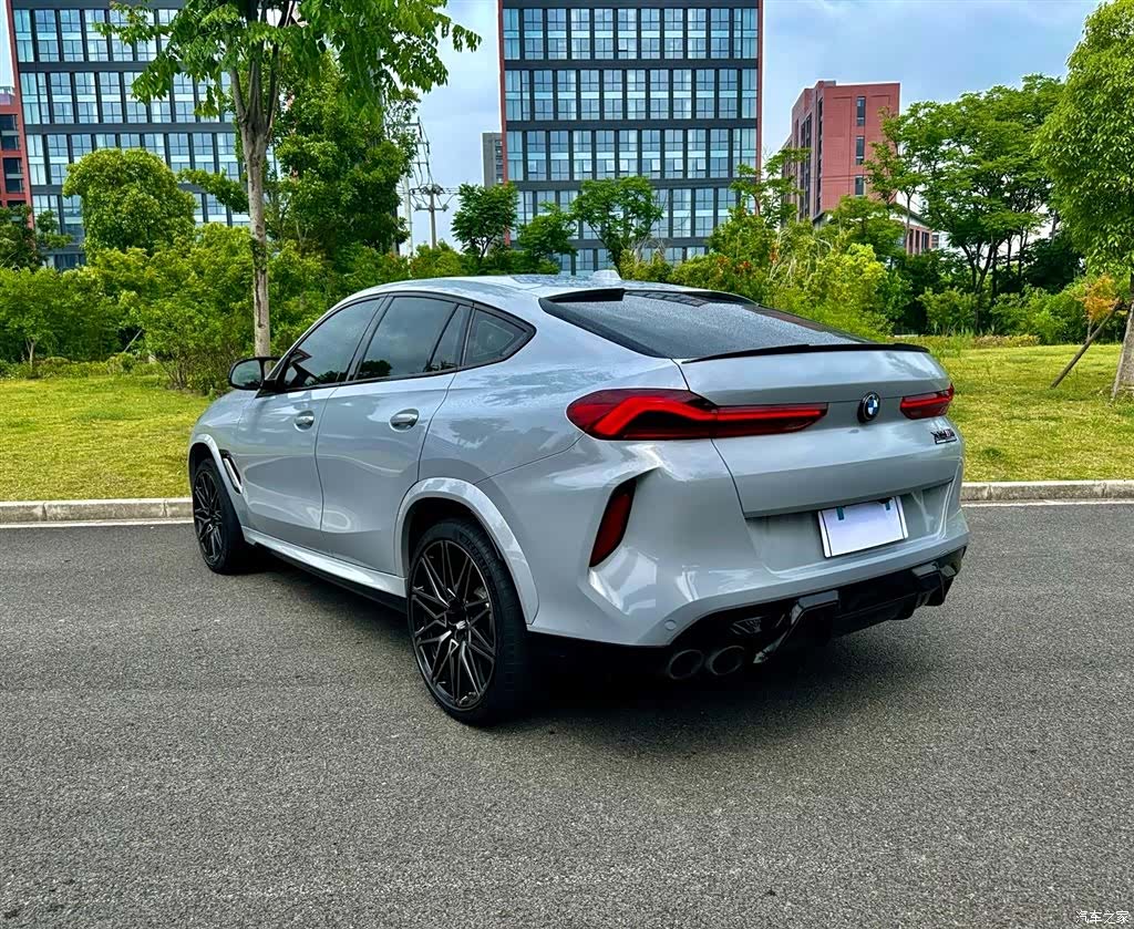 BMW X6, 2024 все фото
