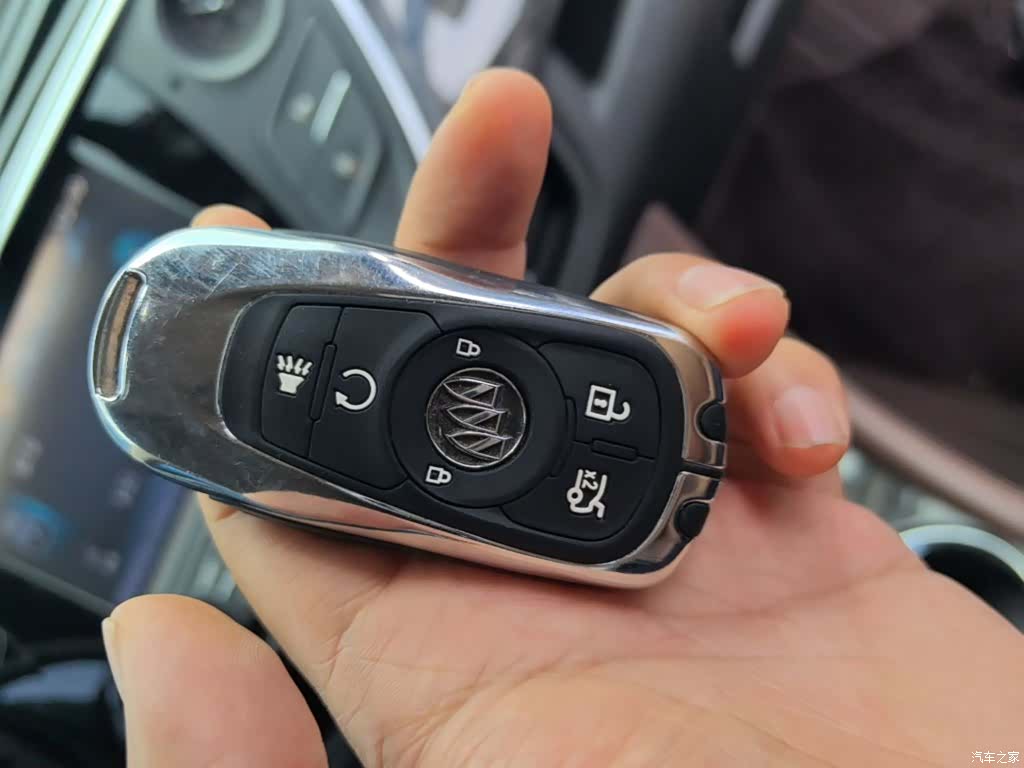 Buick Envision Plus, 2016 9
