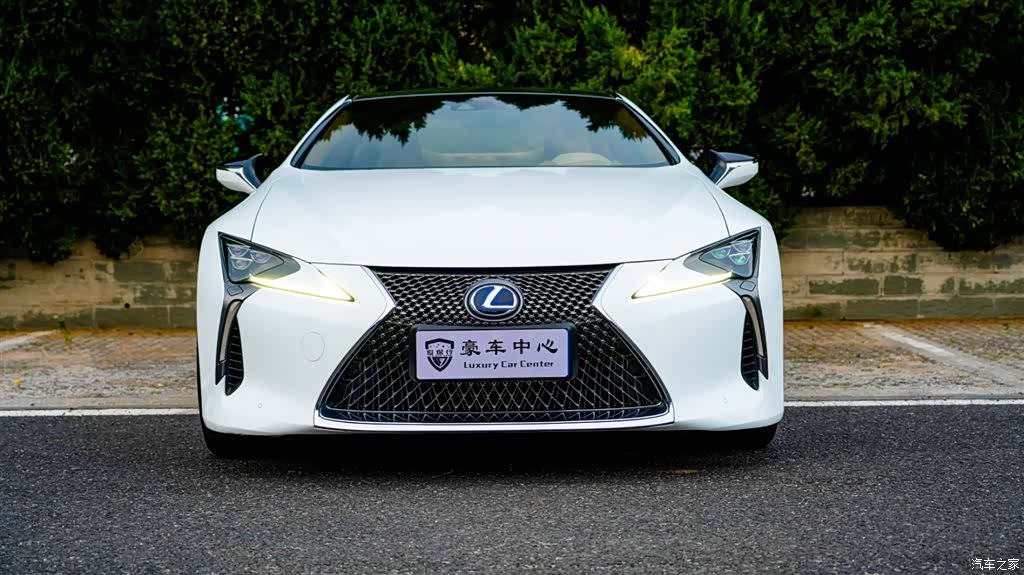 Lexus LC, 2018 2