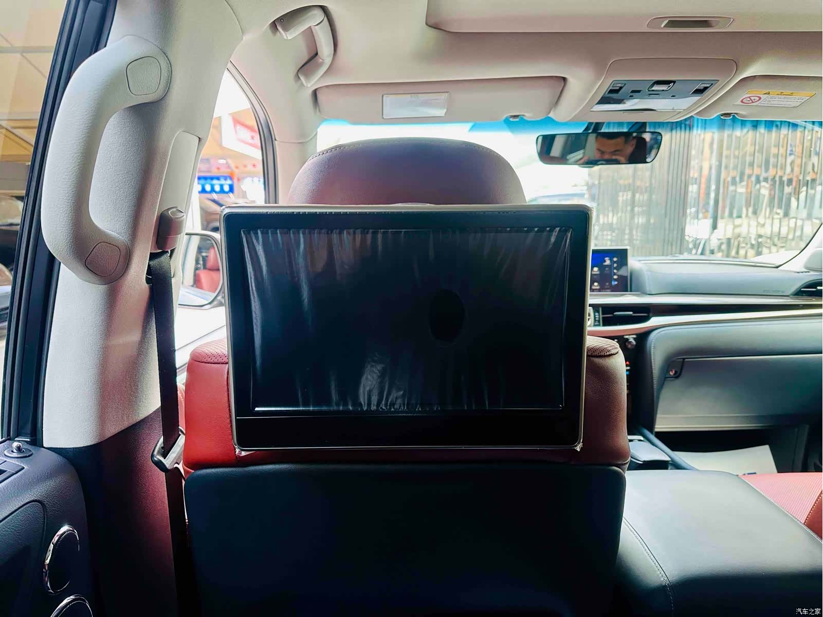 Lexus LX, 2018 16