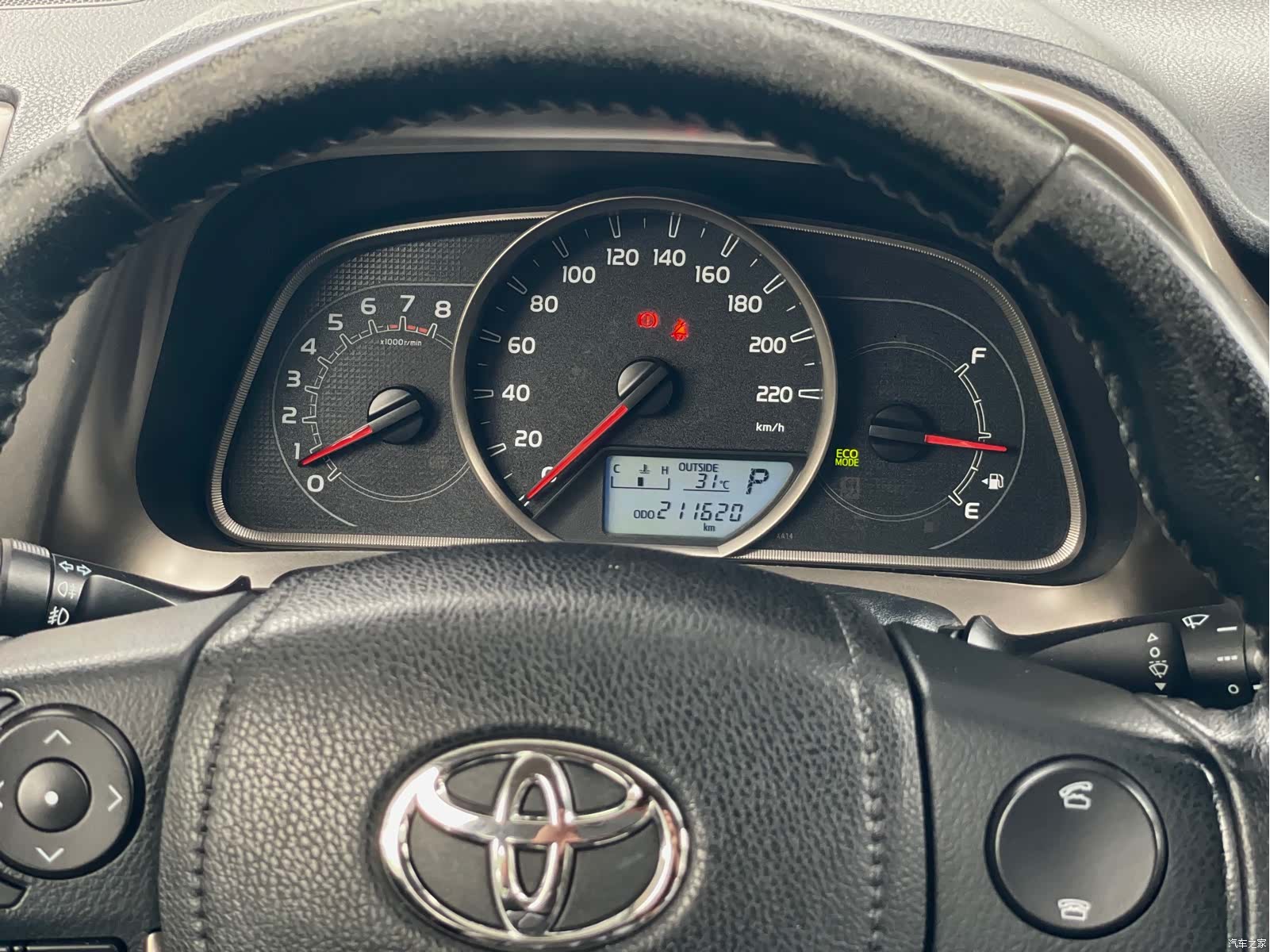 Toyota RAV4, 2014 24