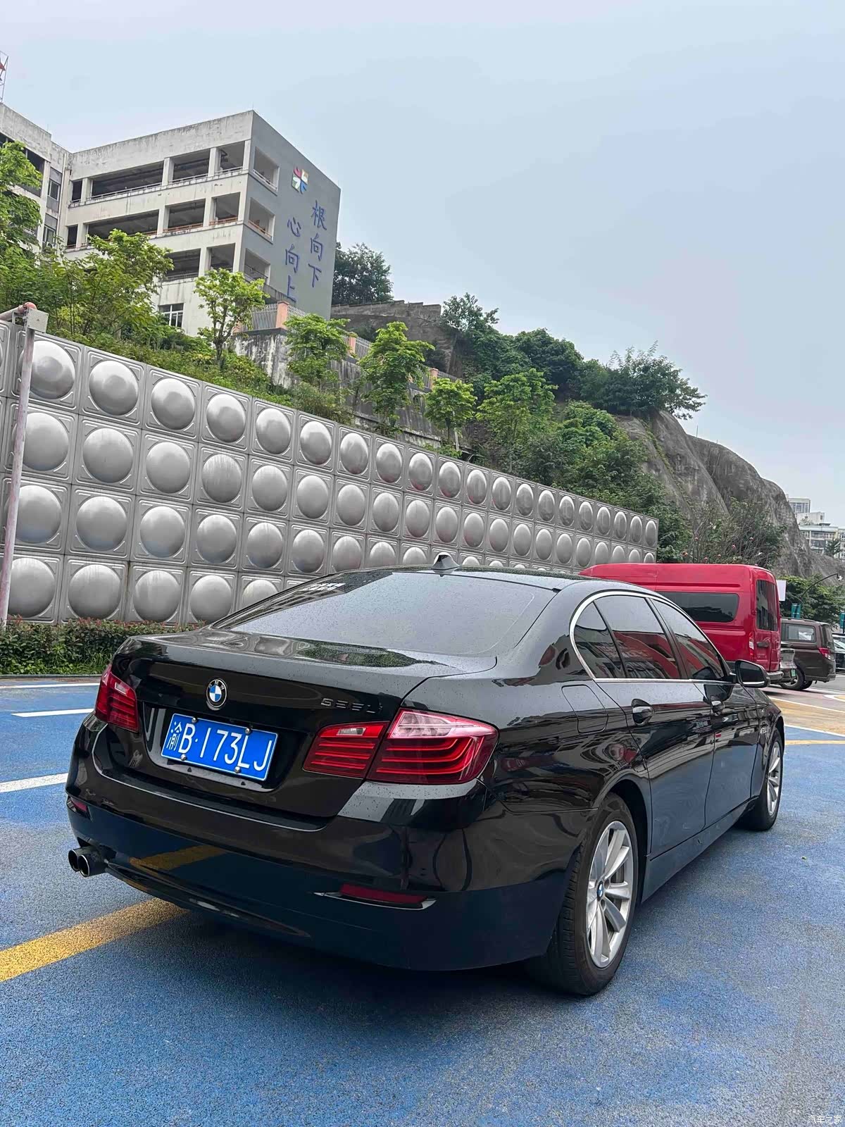 BMW 5 Series, 2017 9