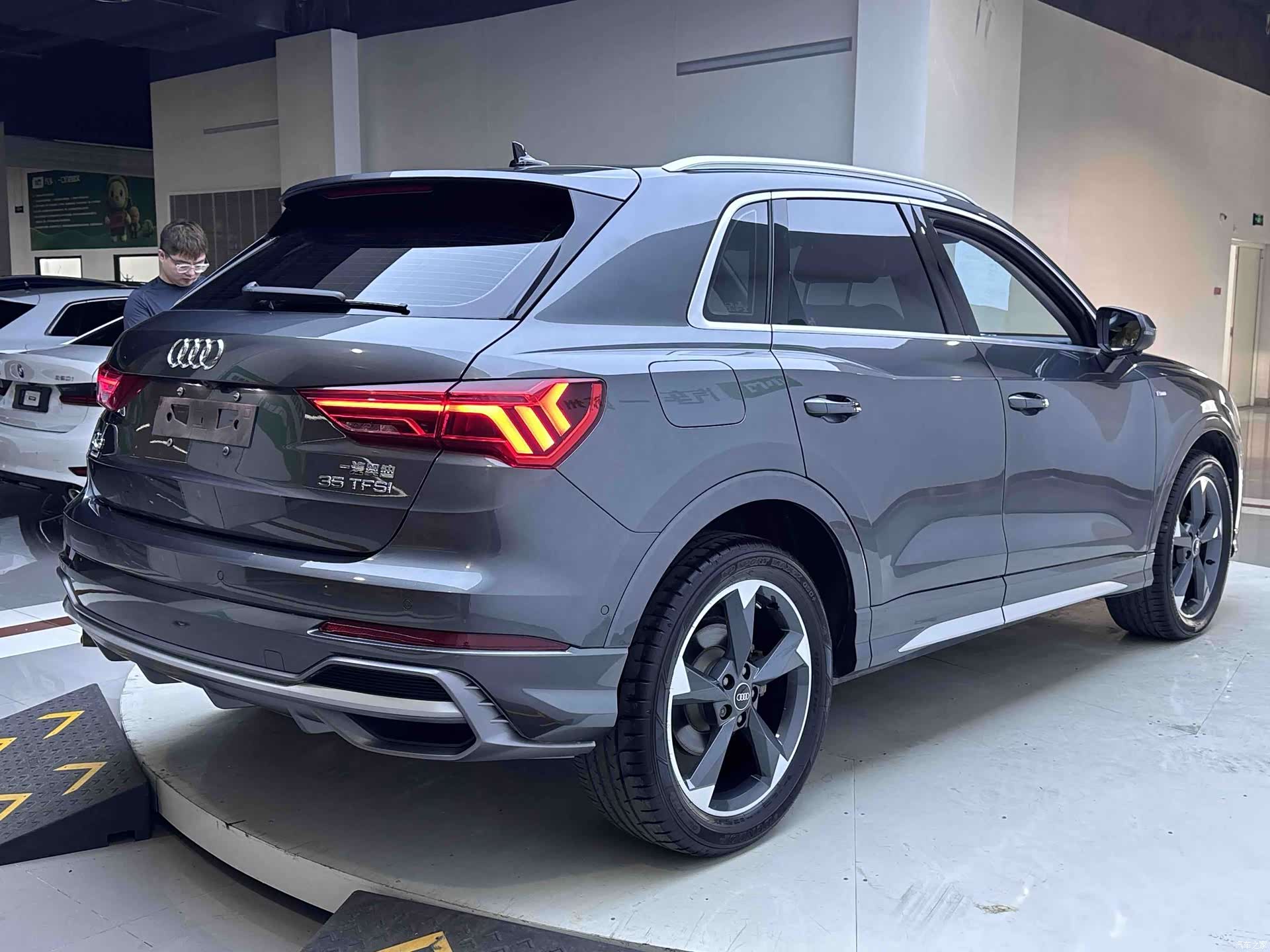 Audi Q3, 2023 6