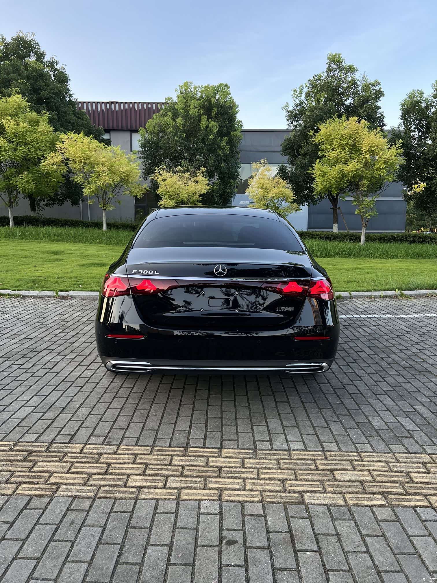 Mercedes-Benz E-Class, 2025 8