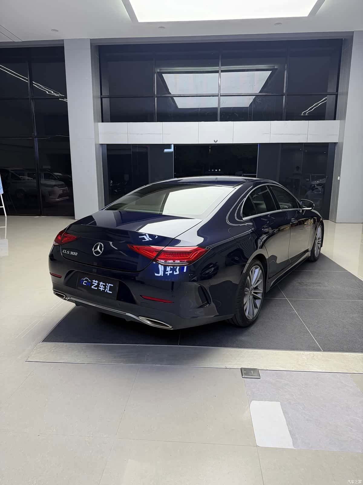 Mercedes-Benz CLS, 2020 4