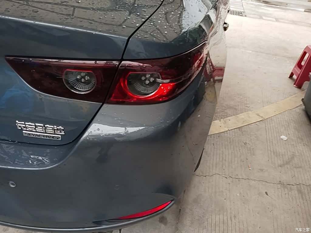 Mazda Mazda3, 2023 24