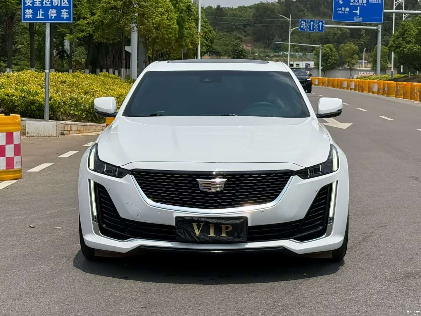 Cadillac CT5, 2022 2