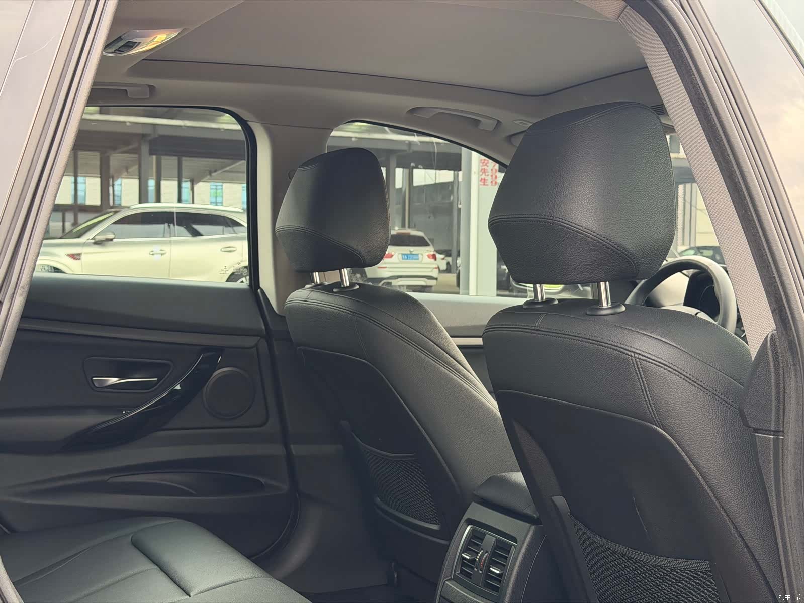 BMW 3 Series, 2019 10