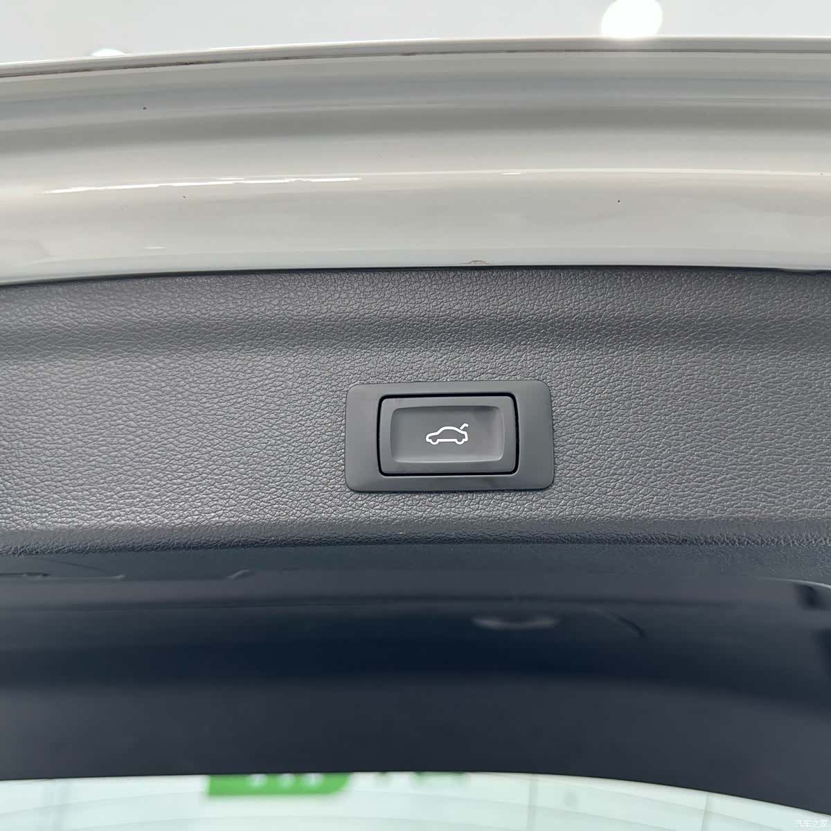Audi Q3, 2023 16