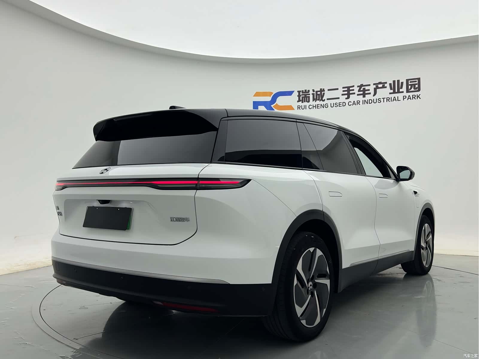 NIO ES8, 2023 все фото