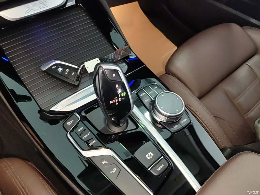 BMW X3, 2019 21
