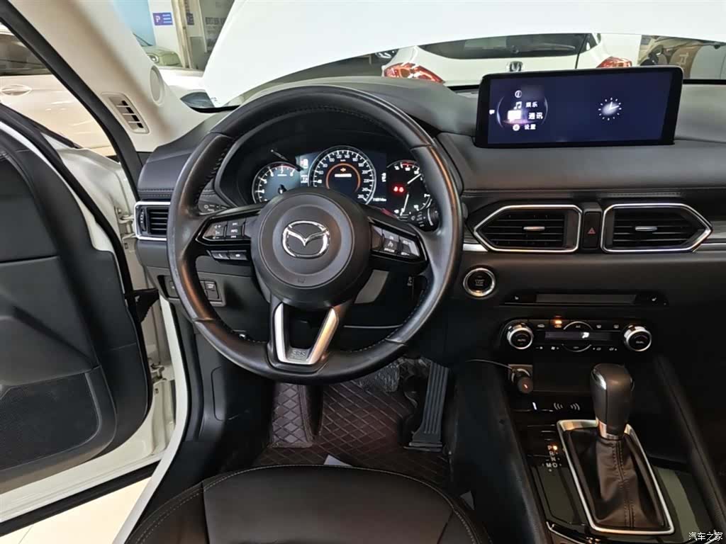Mazda CX-5, 2022 10