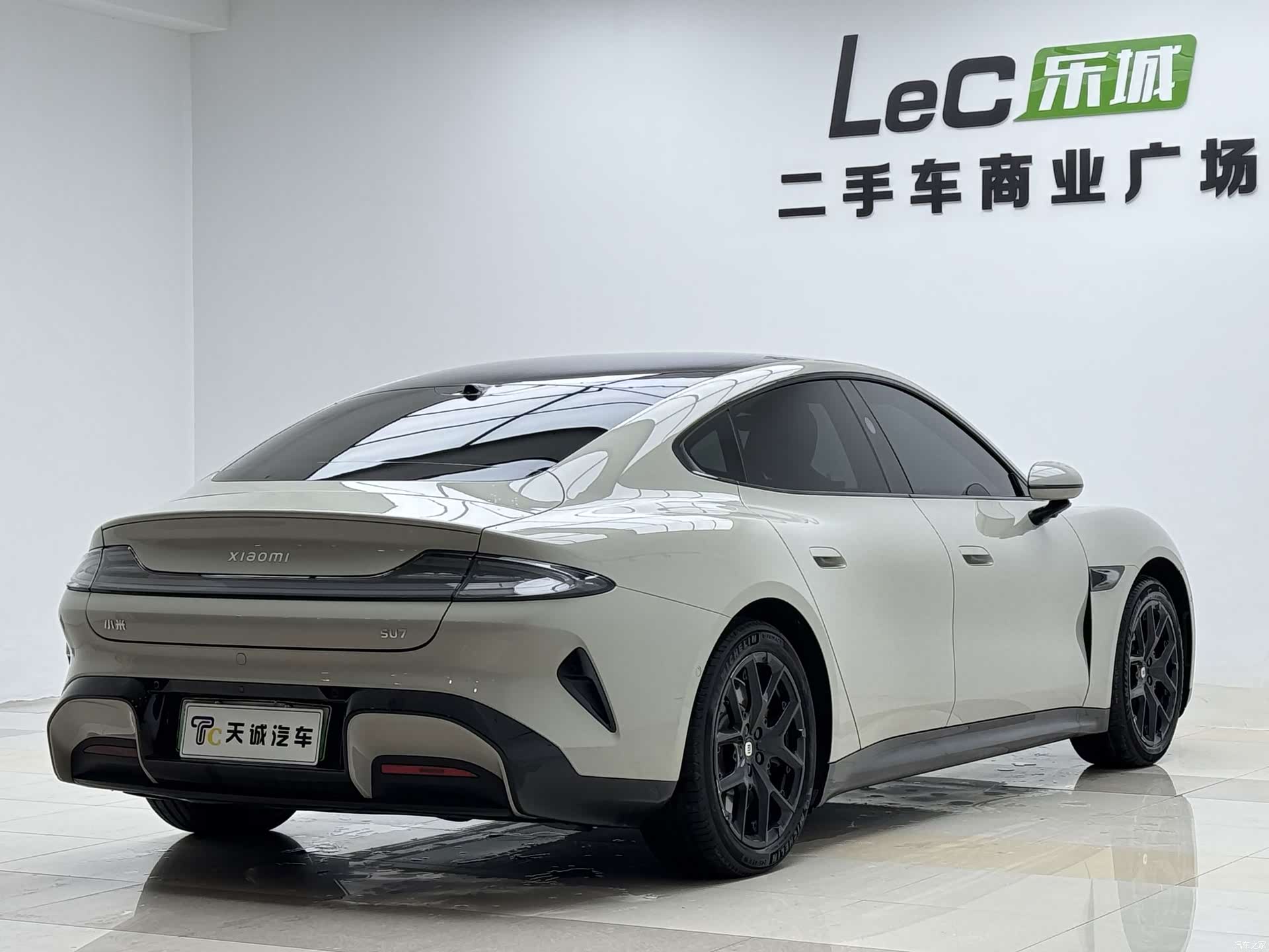 Xiaomi SU7, 2025 12