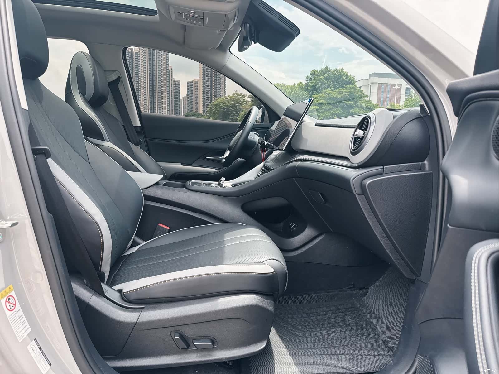 BYD HiAce, 2025 18