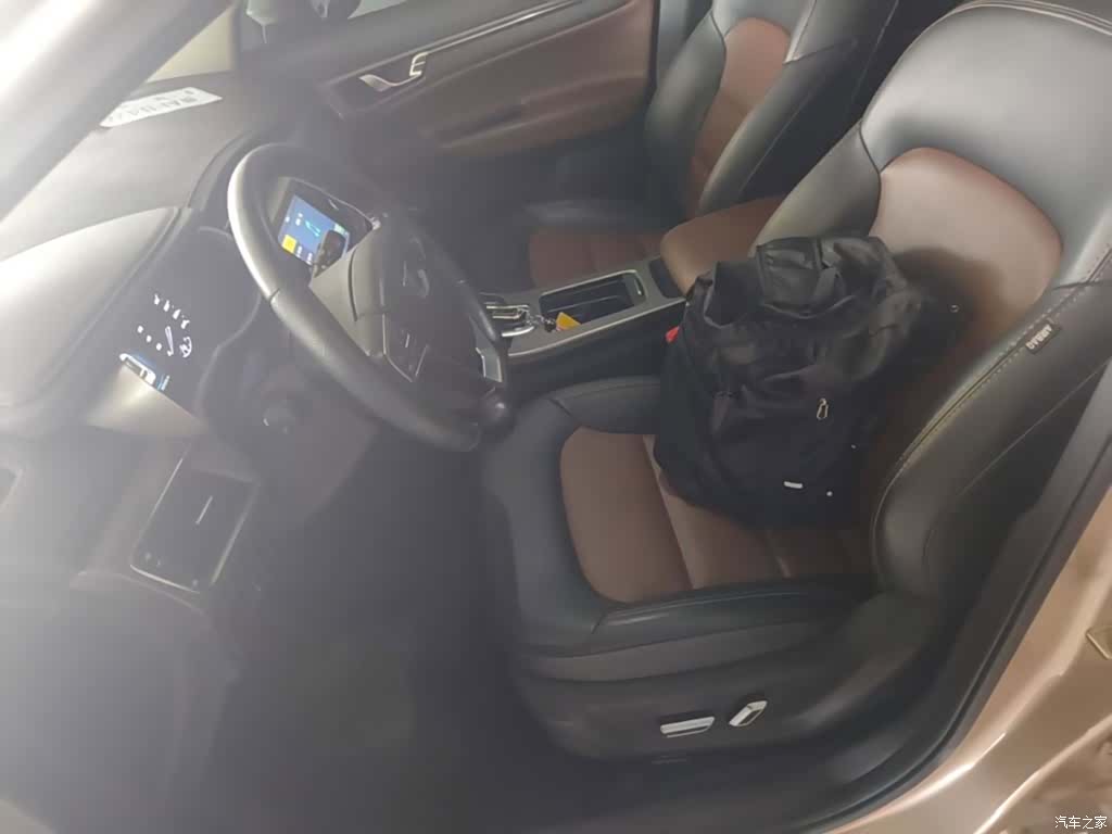 Geely Emgrand, 2016 15